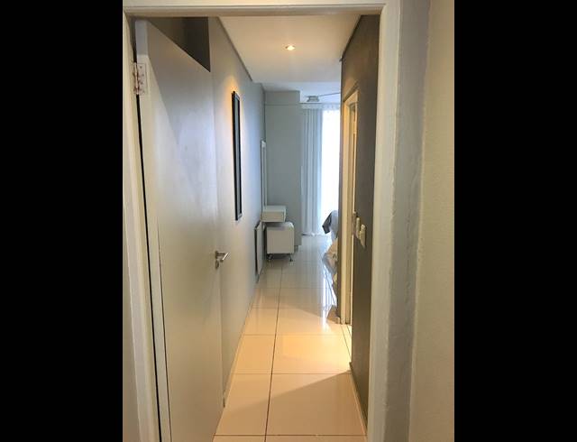 2 BEDROOM APARTMENT FOR SALE IN TABLE VIEW